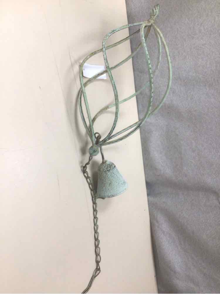 GREEN METAL HANGING BELL DIST.