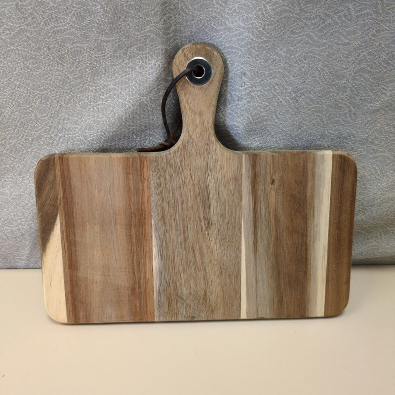 WOOD CUTTING BOARD W/HANGER