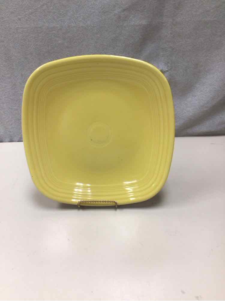 YELLOW DINNER PLATE