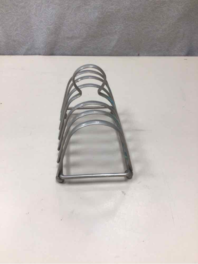 SILVER TOAST HOLDER