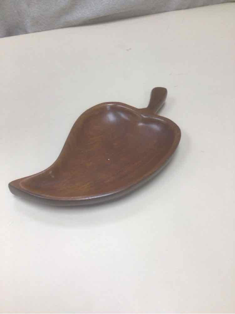 VINTAGE HAND-CARVED WOOD LEAF DISH