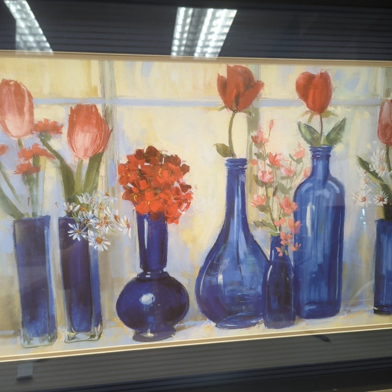 SILVERY FRAME FLOWERS PIC