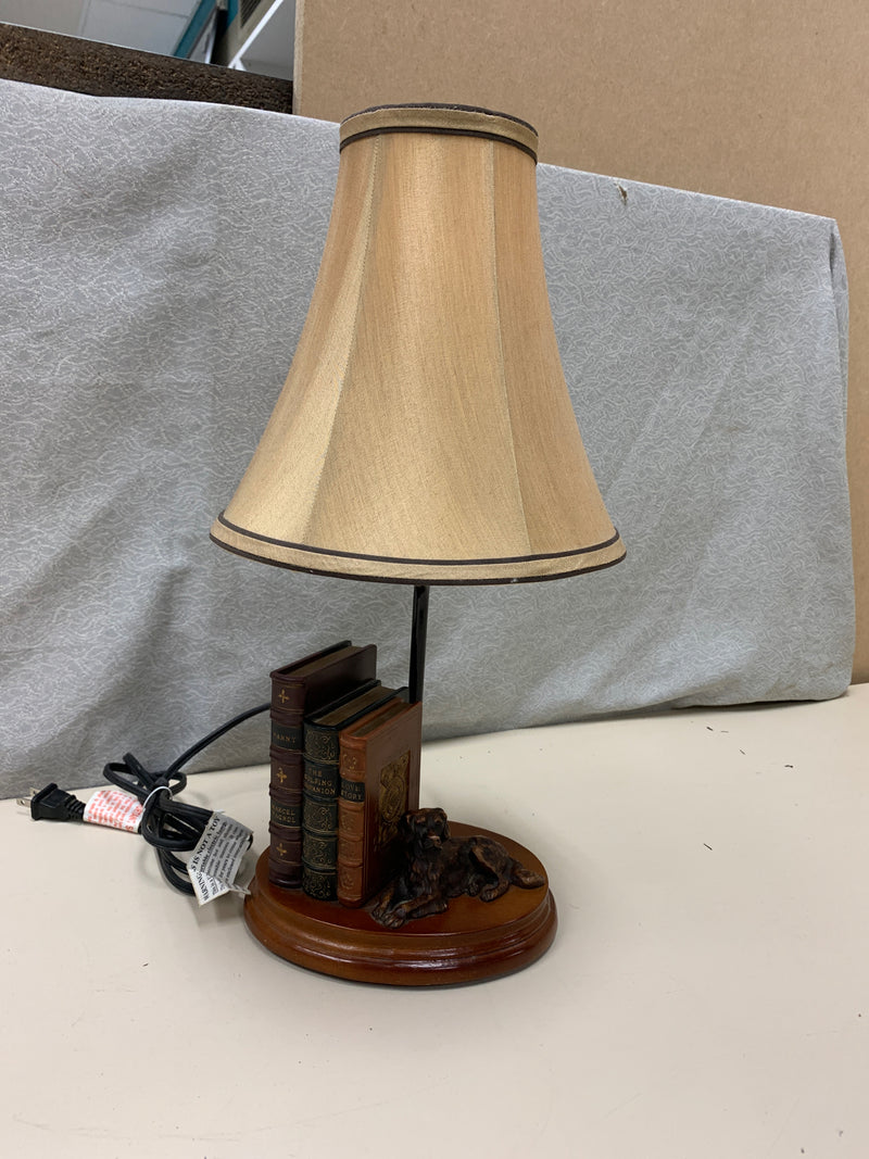 3 BOOKS DOG BASE LAMP