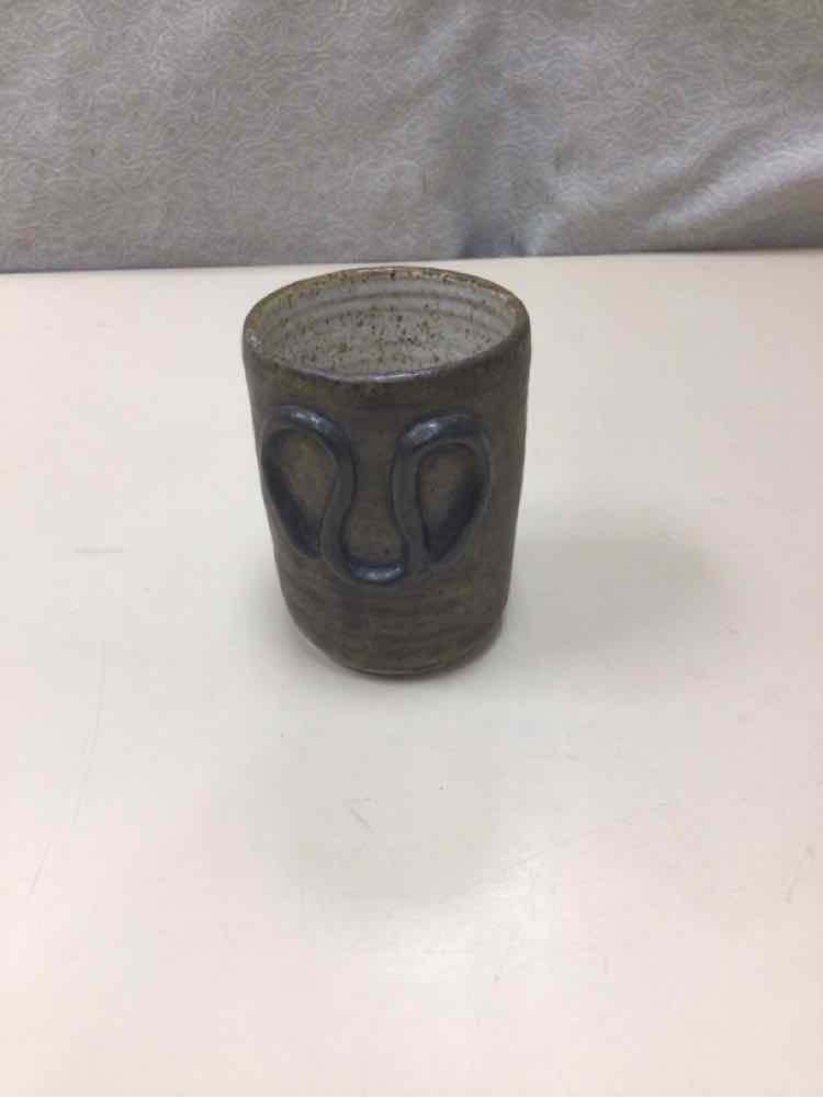 SMALL CERAMIC MUG