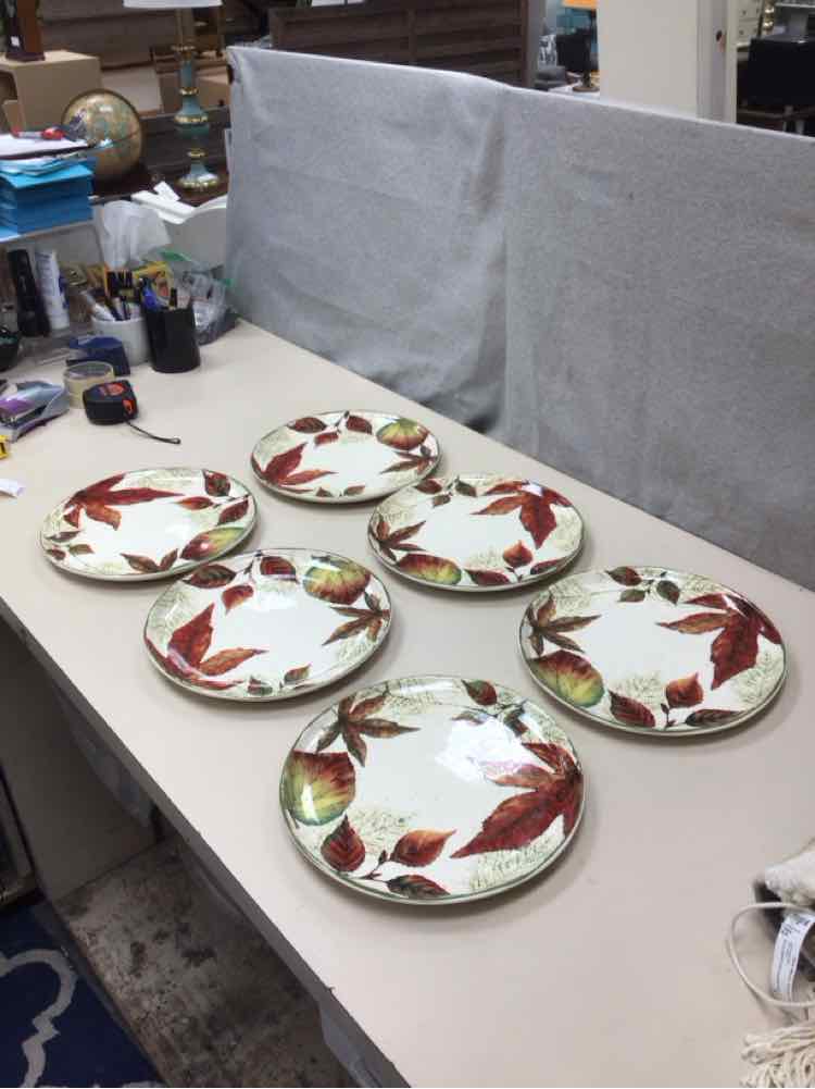 6 FALL THEME CERAMIC PLATES