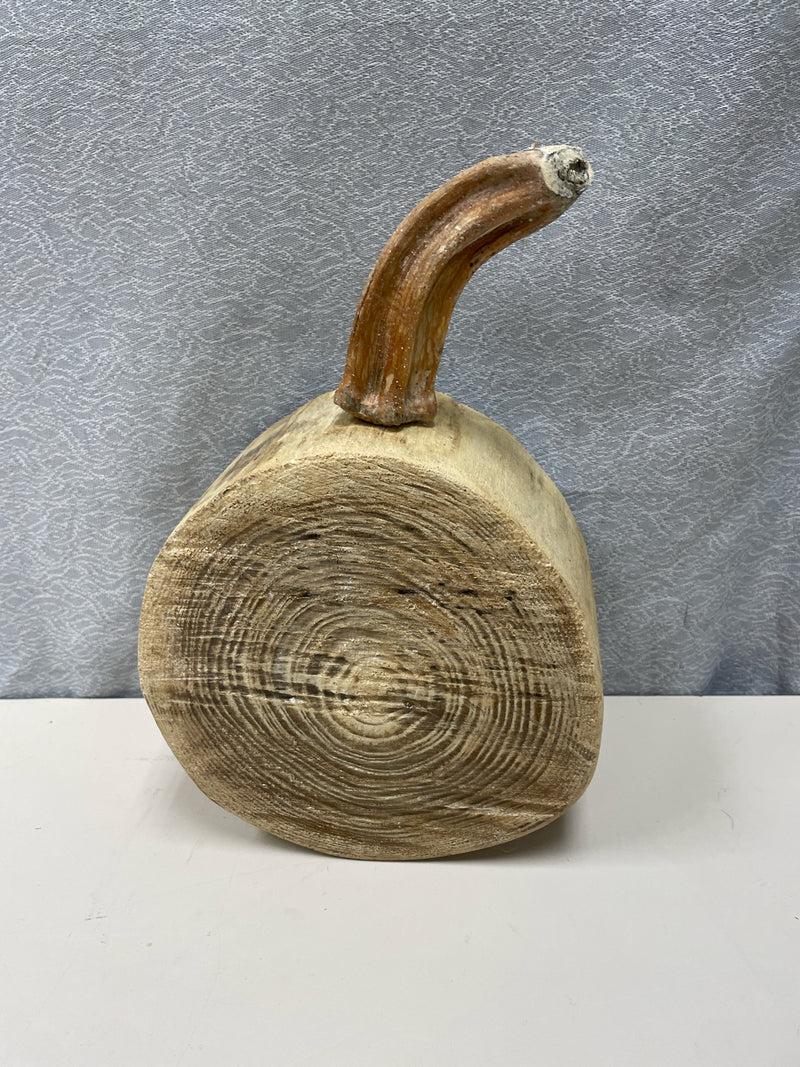 ASSOR TAN STUMP PUMPKIN CARVED