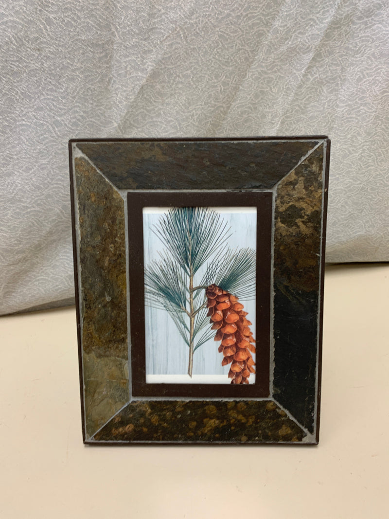 STONE/METAL PICTURE FRAME