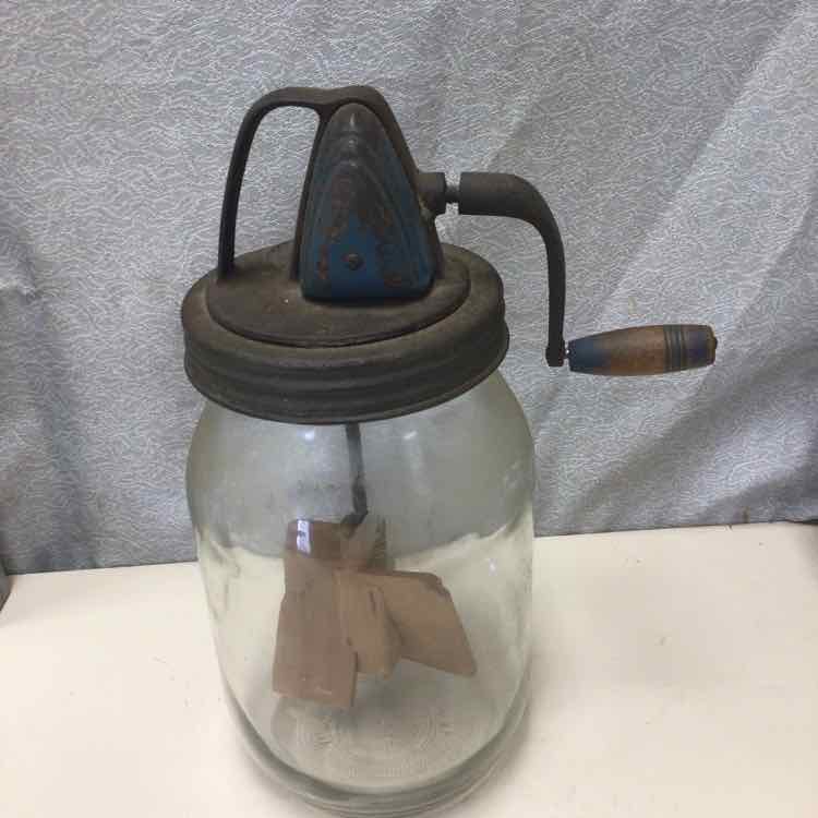 ANTIQUE FARM MASTERS BUTTER CHURN
