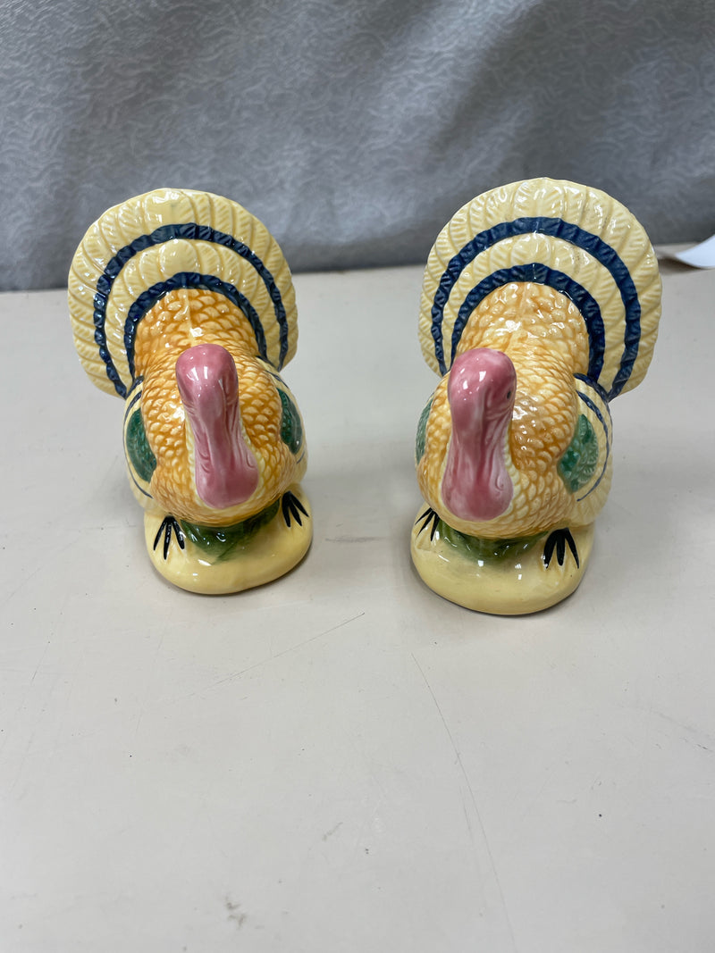 2 PIECE TURKEY S & P SHAKERS