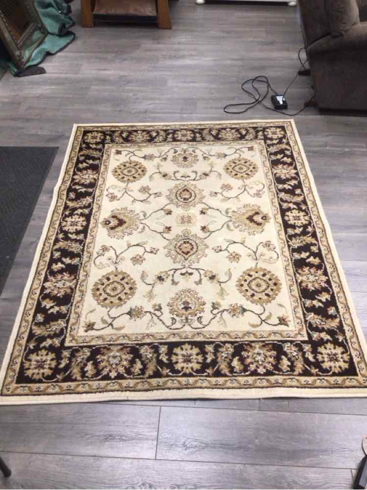 IVORY/BROWN ORIENTAL DESIGN RUG