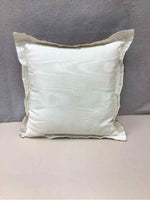 SMALL FLORAL DECORATIVE PILLOW