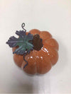 SMALL ORANGE PUMPKING W/WIRE LEAF