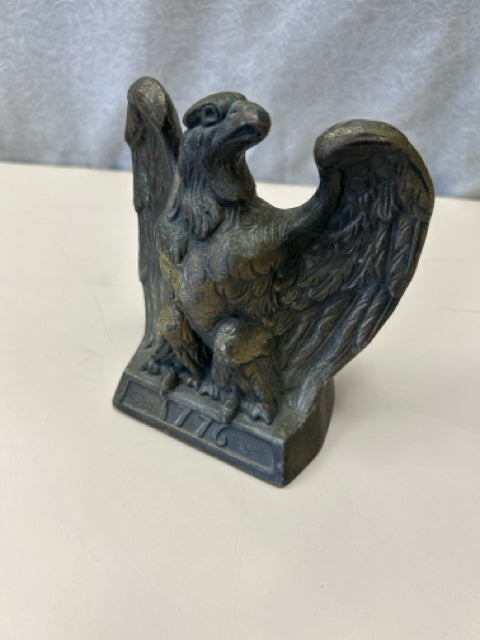 VINTAGE METAL EAGLE BOOKEND