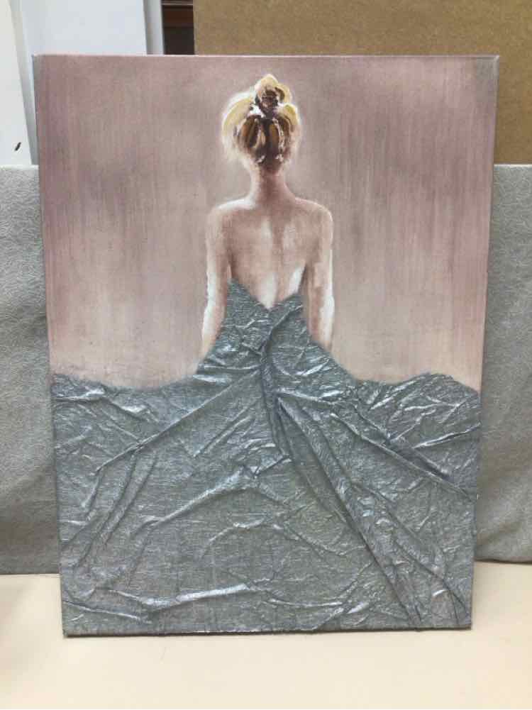 WOMAN IN SILVER DRESS PIC