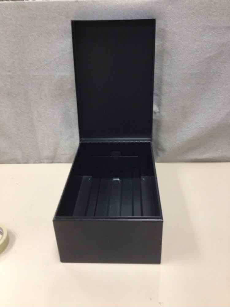 BLACK METAL BOX