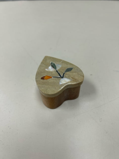 HEART STONE SHAPE CONT