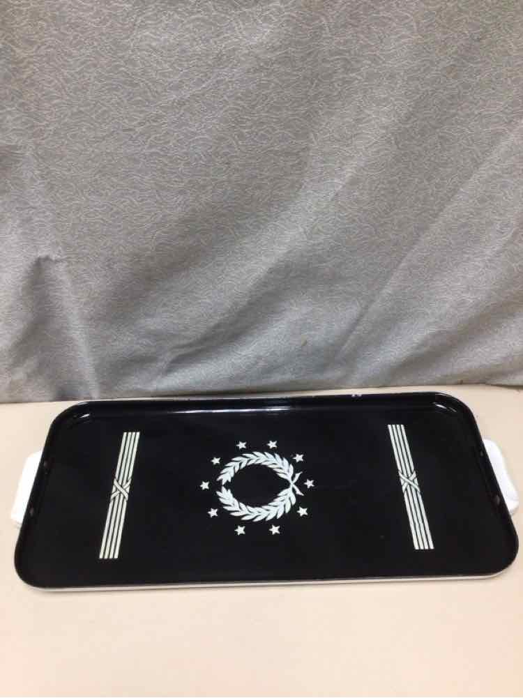 BLACK/WHITE SERVING TRAY