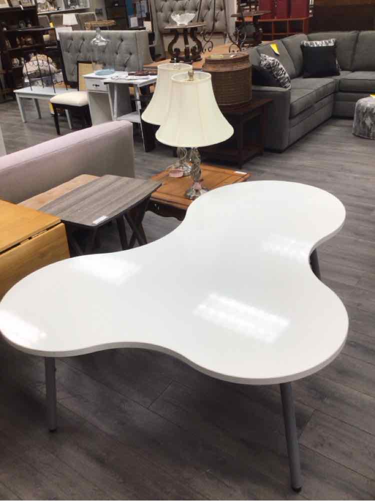 DRY ERASE PUZZLE TABLE