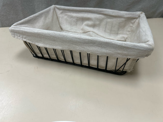 METAL BASKET W/LINER