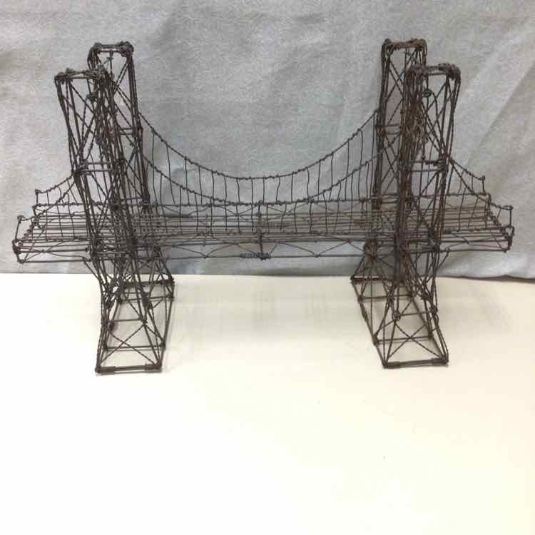 METAL WIRE BROOKLYN BRIDGE