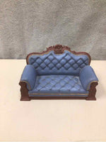 SMALL COUCH FIGURINE