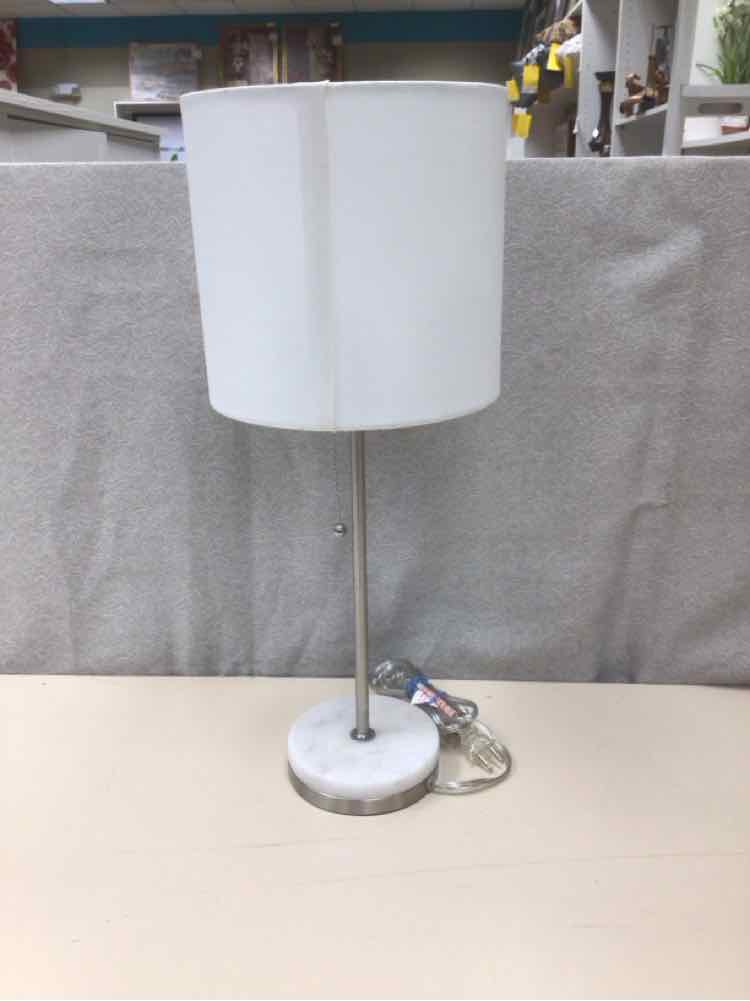 WHITE/STONE SILVER LAMP