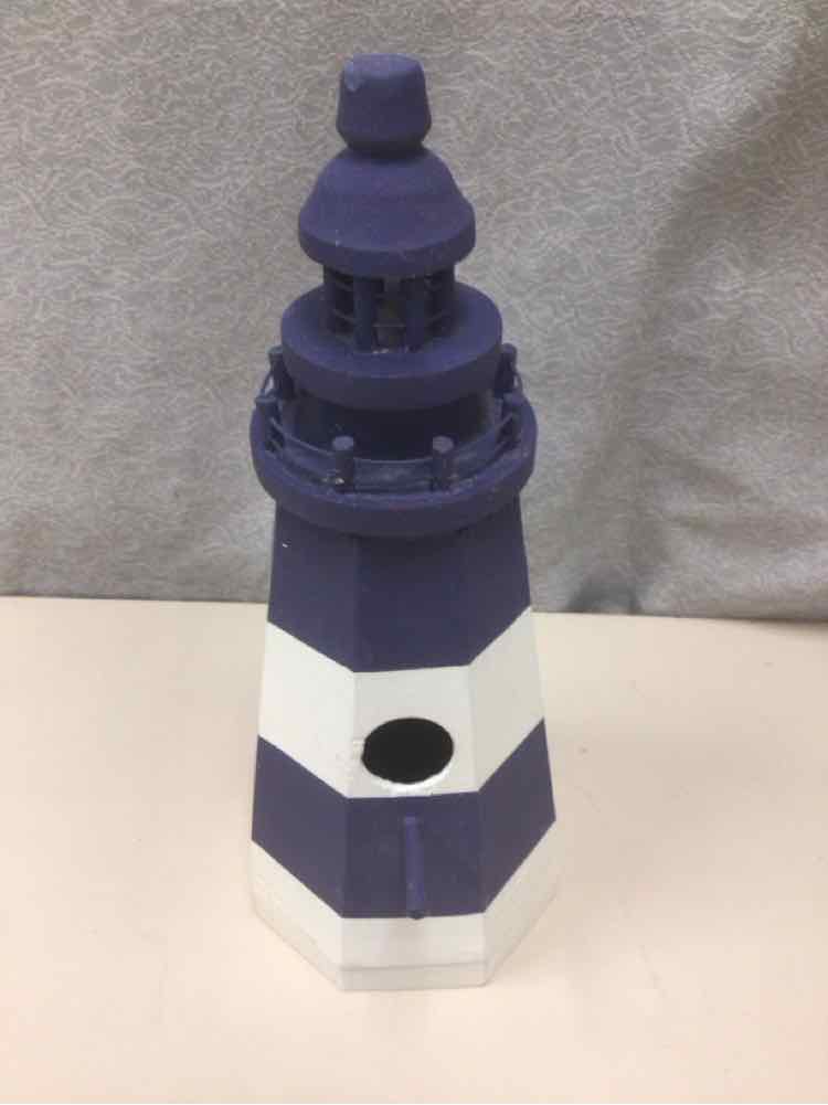 BLUE/WHITE LIGHTHOUSE BIRDHOUSE