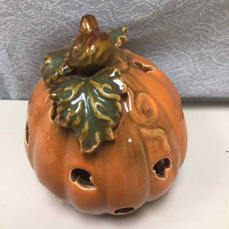 ORANGE PUMPKIN TEALIGHT