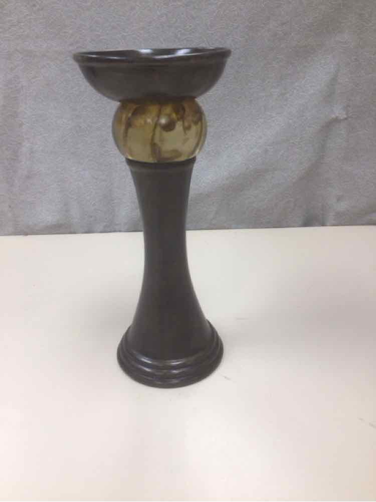 MEDIUM BROWN CANDLE HOLDER