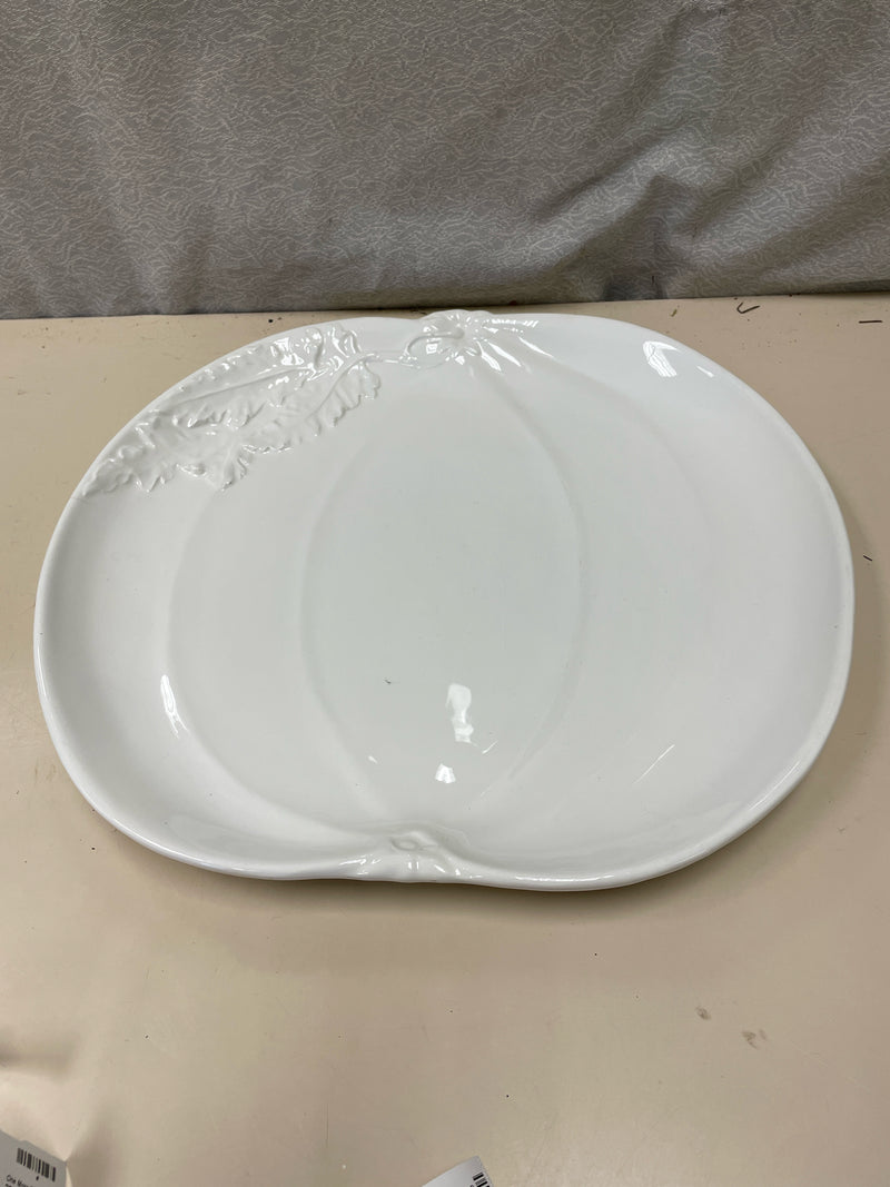 WHITE CERAMIC PUMPKIN PLATE