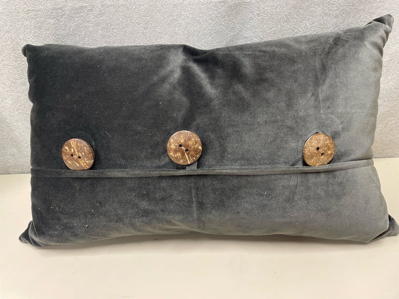GREY BUTTON STYLE PILLOW