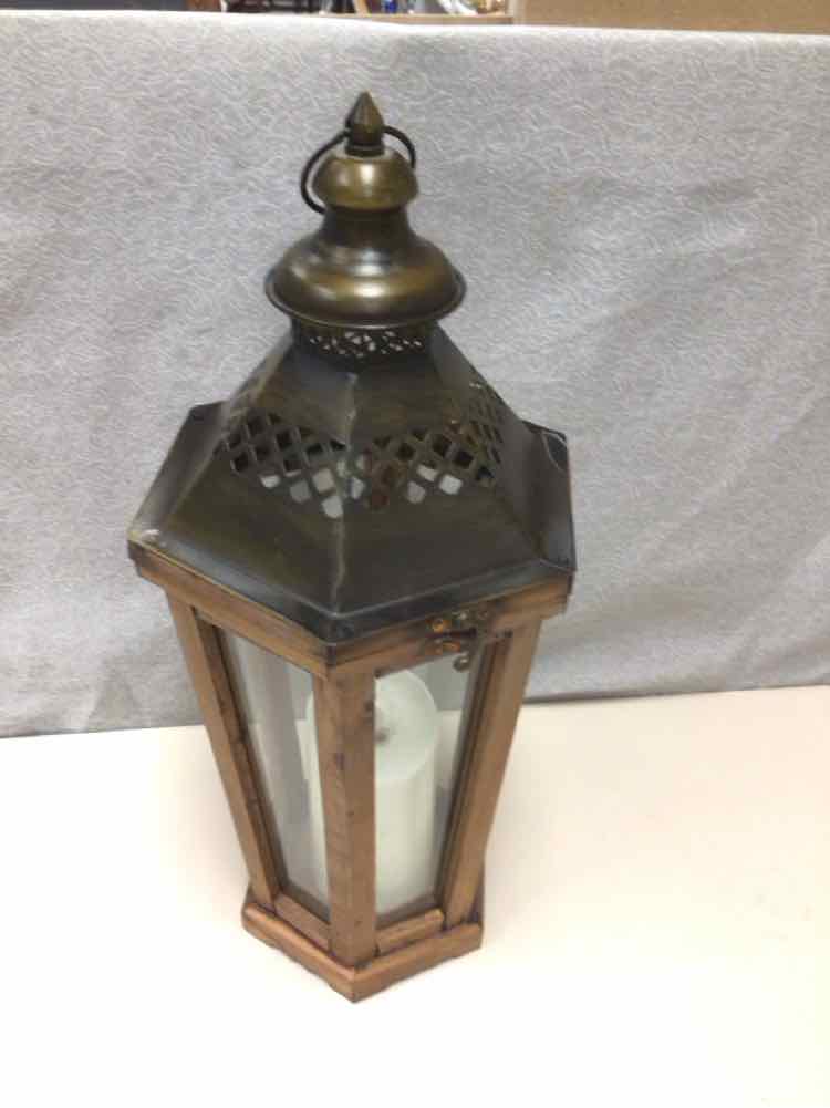 LANTERN W/FLICKER FAUX CANDLE