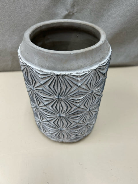 GREY WHITE CERAMIC PLANTER