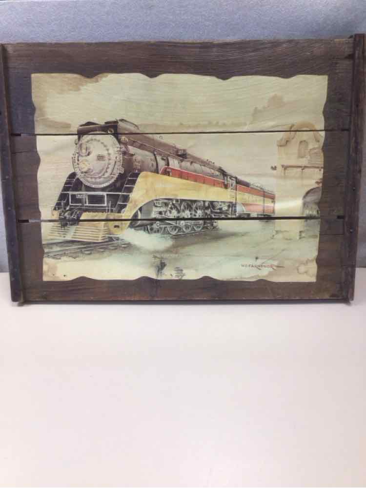 ANTIQUE GRAPE TRAY W/TRAIN