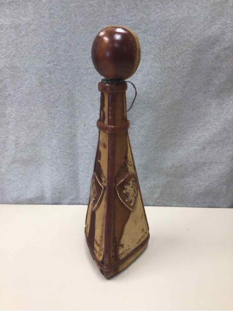 LEATHER CANISTER W/ARMOR