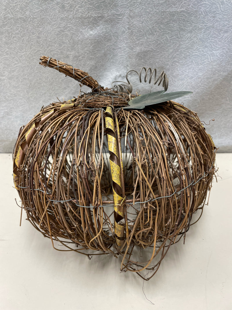 GRAPEVINE PUMPKIN SHAPE