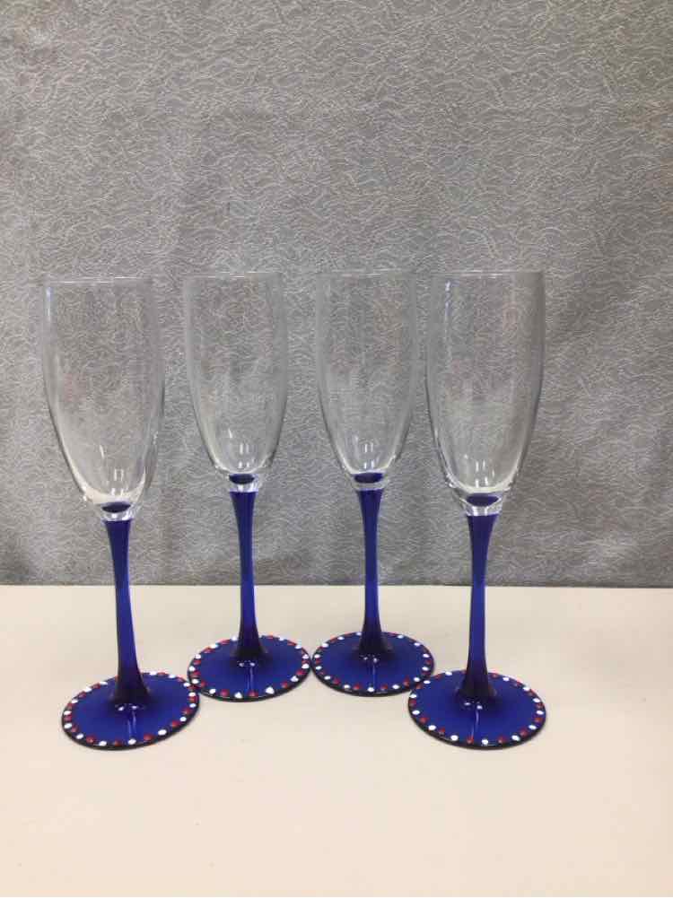 4 BLUE BASE CHAMPAGNE FLUTES