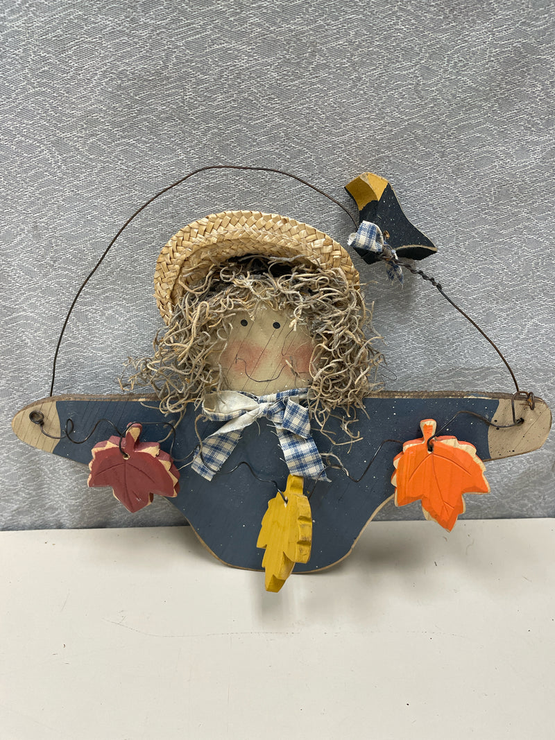 HANGING WOOD SCARECROW