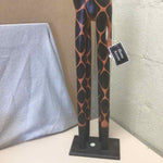 WOODEN GIRAFFE STATUE