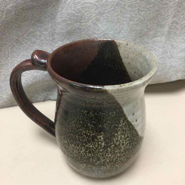 BLACK/RED HANDMADE MUG
