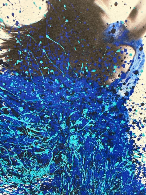BLUE SPLASH DANCER PIC