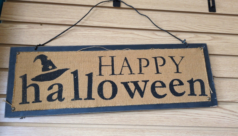 "HAPPY HALLOWEEN" BURLAP SIGN