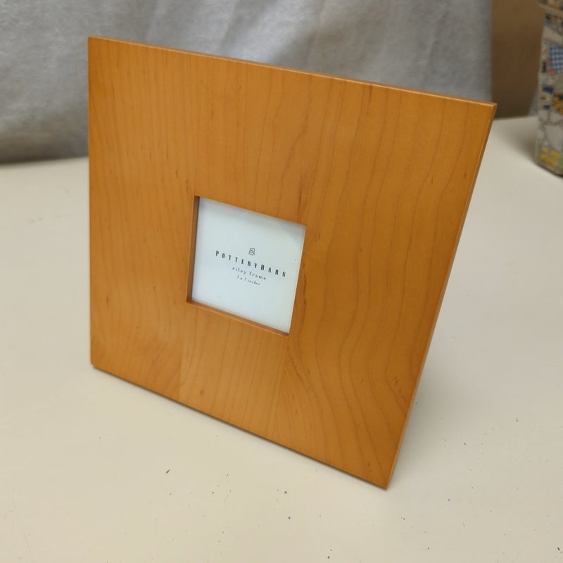 3 X 3 BLONDE RILEY FRAME