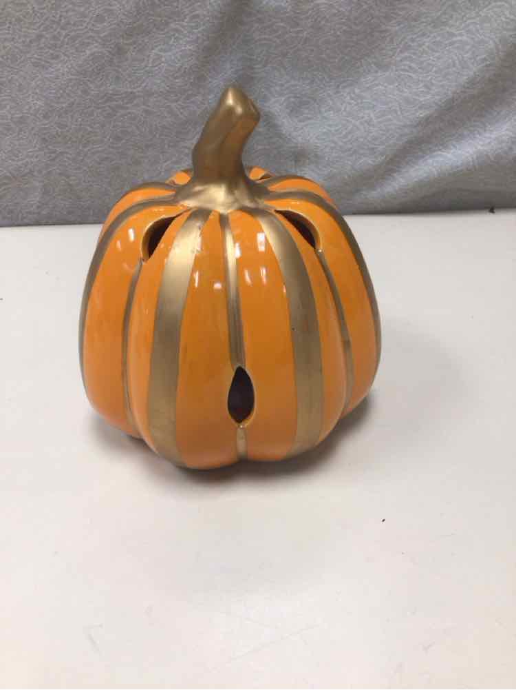ORANGE/GOLD CERAMIC PUMPKIN