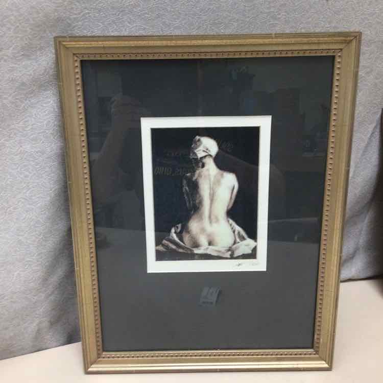 BACK OF NUDE FIGURE ARTWORK