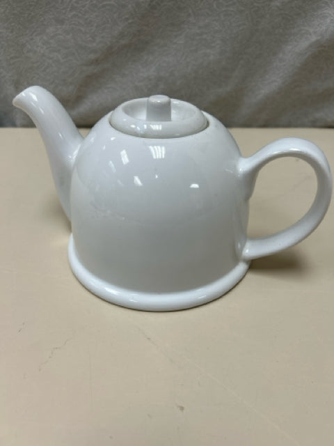 WHITE CERAMIC TEAPOT