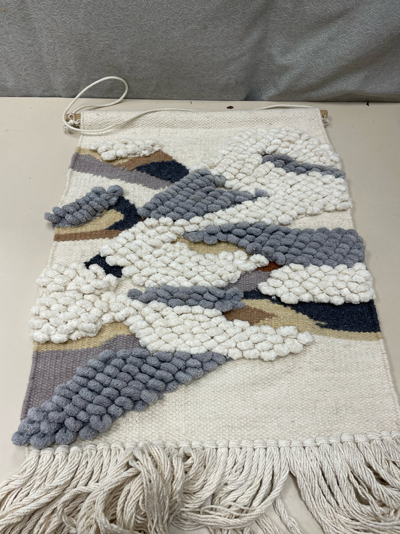 BLUE WHITE MACRAME STITCH HANGING