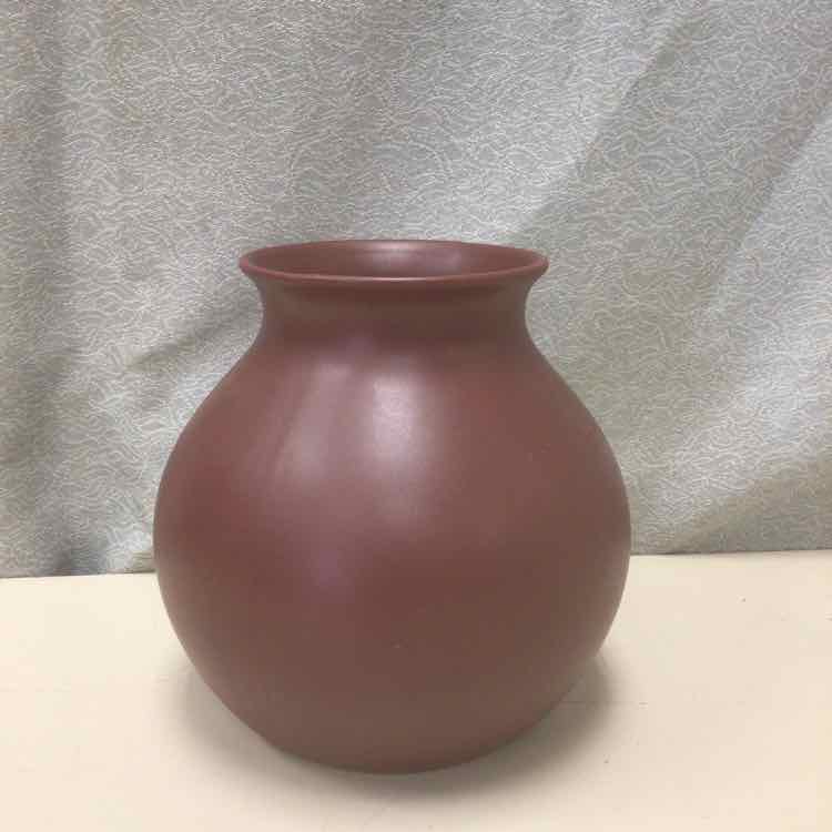 DARK CERAMIC VASE