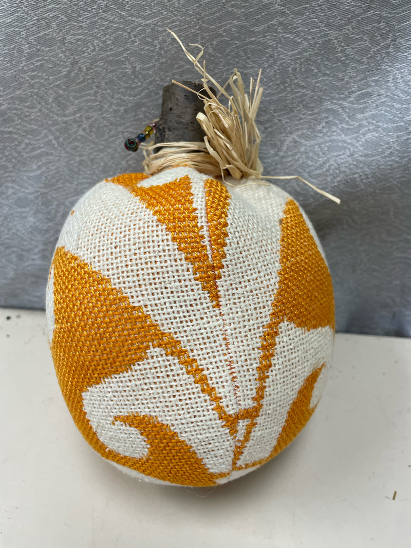 ORANGE WHITE CLOTH PUMPKIN