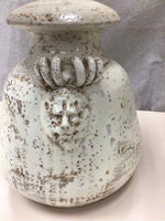 DIST. WHITE LAMP W/LION